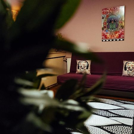 Woody - Cozy And Quiet Place Near Moghioros Park بوخارست المظهر الخارجي الصورة