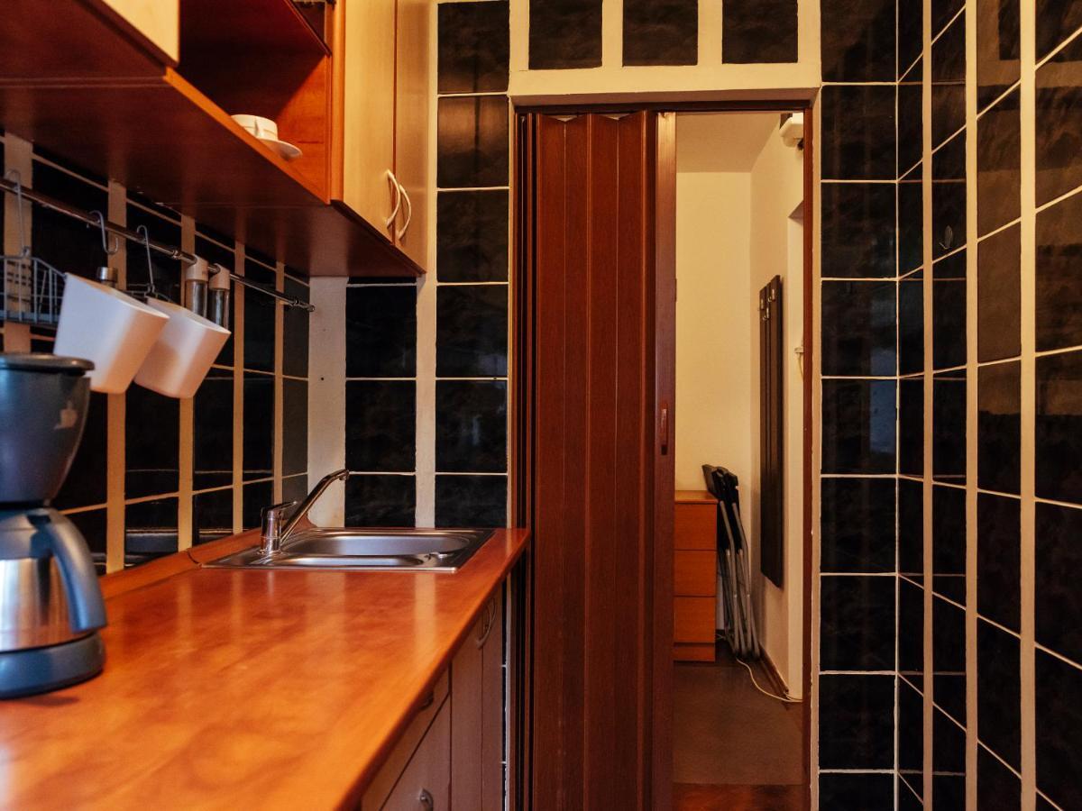Woody - Cozy And Quiet Place Near Moghioros Park بوخارست المظهر الخارجي الصورة